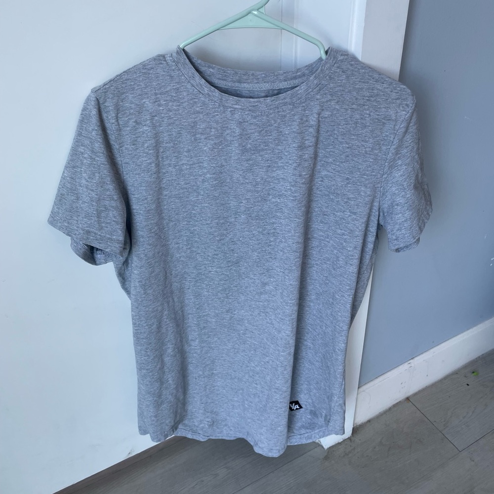 402 Perfect Tee (Grey) - Scallop Bottom Size MEDIUM